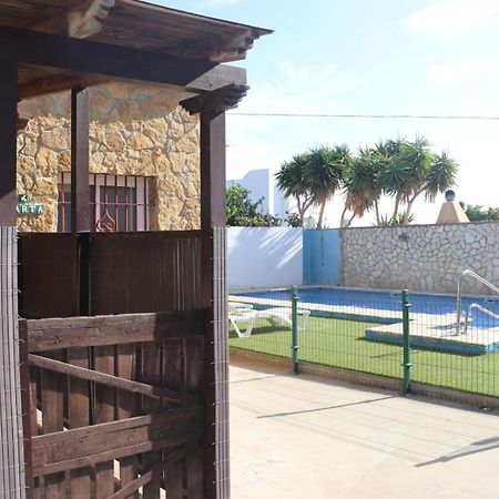 Apartamento En Conil Con Piscina Conil De La Frontera Exterior photo